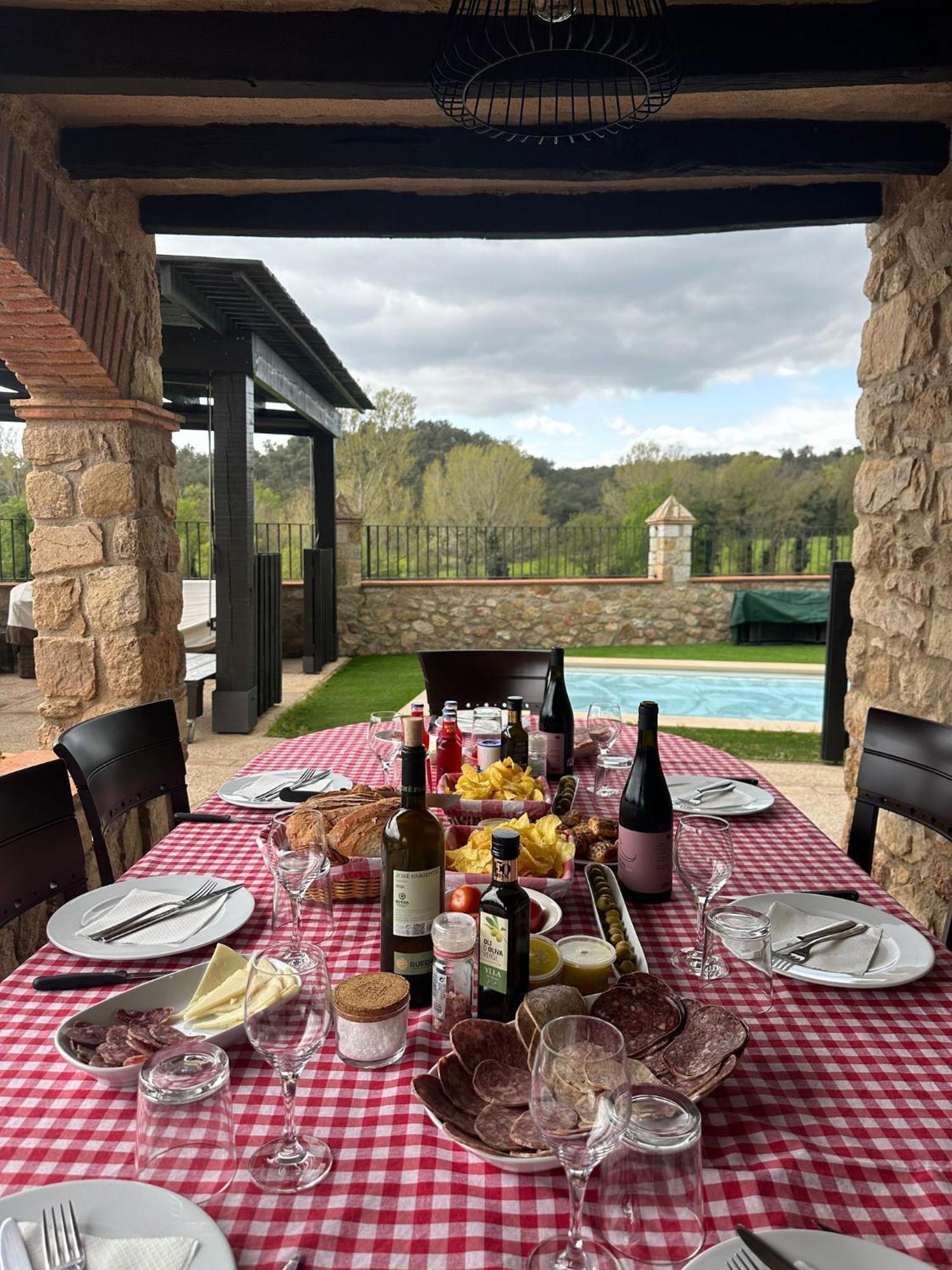 Cal Bisbe, Your Rural Holiday Home Capmany 외부 사진