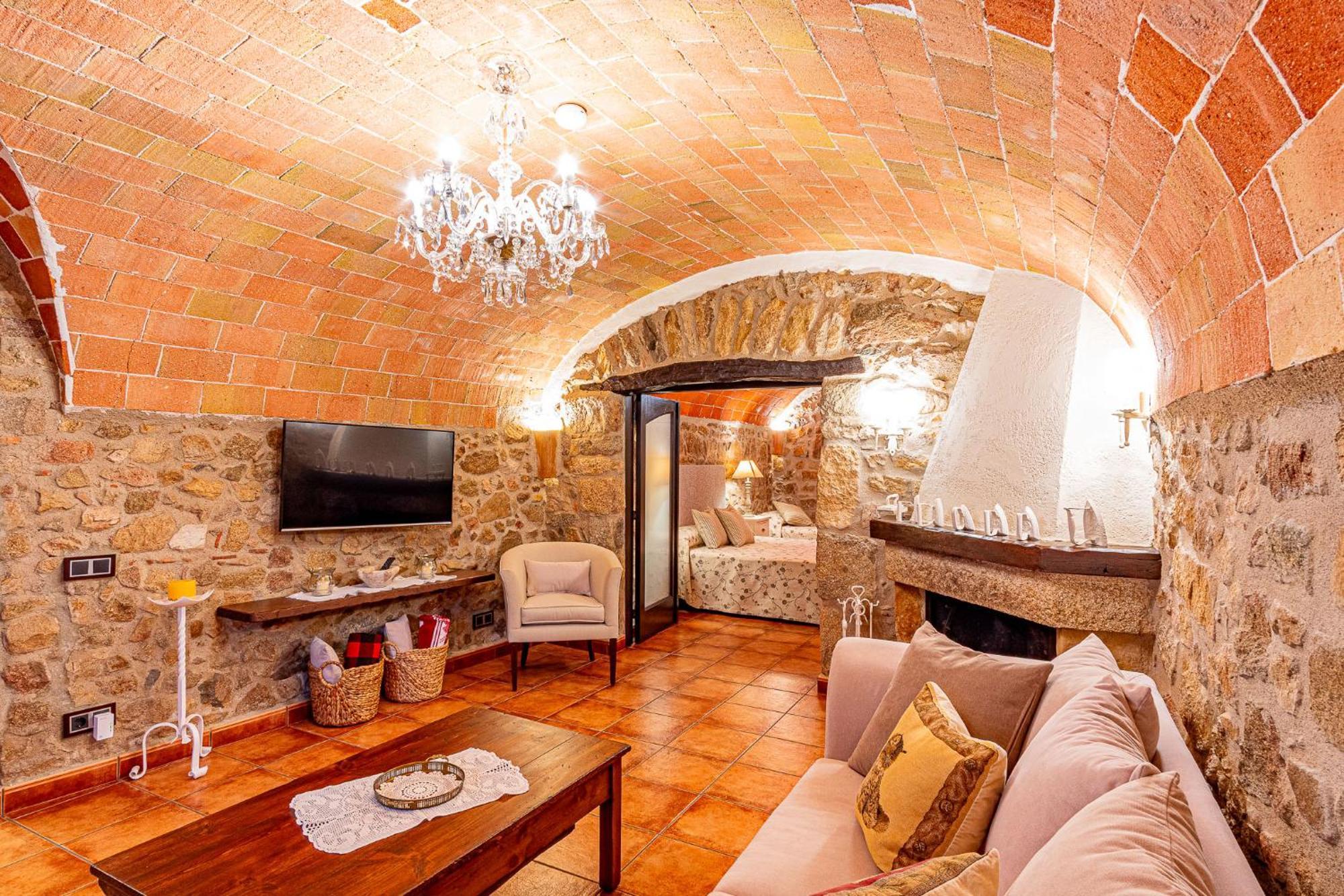 Cal Bisbe, Your Rural Holiday Home Capmany 외부 사진