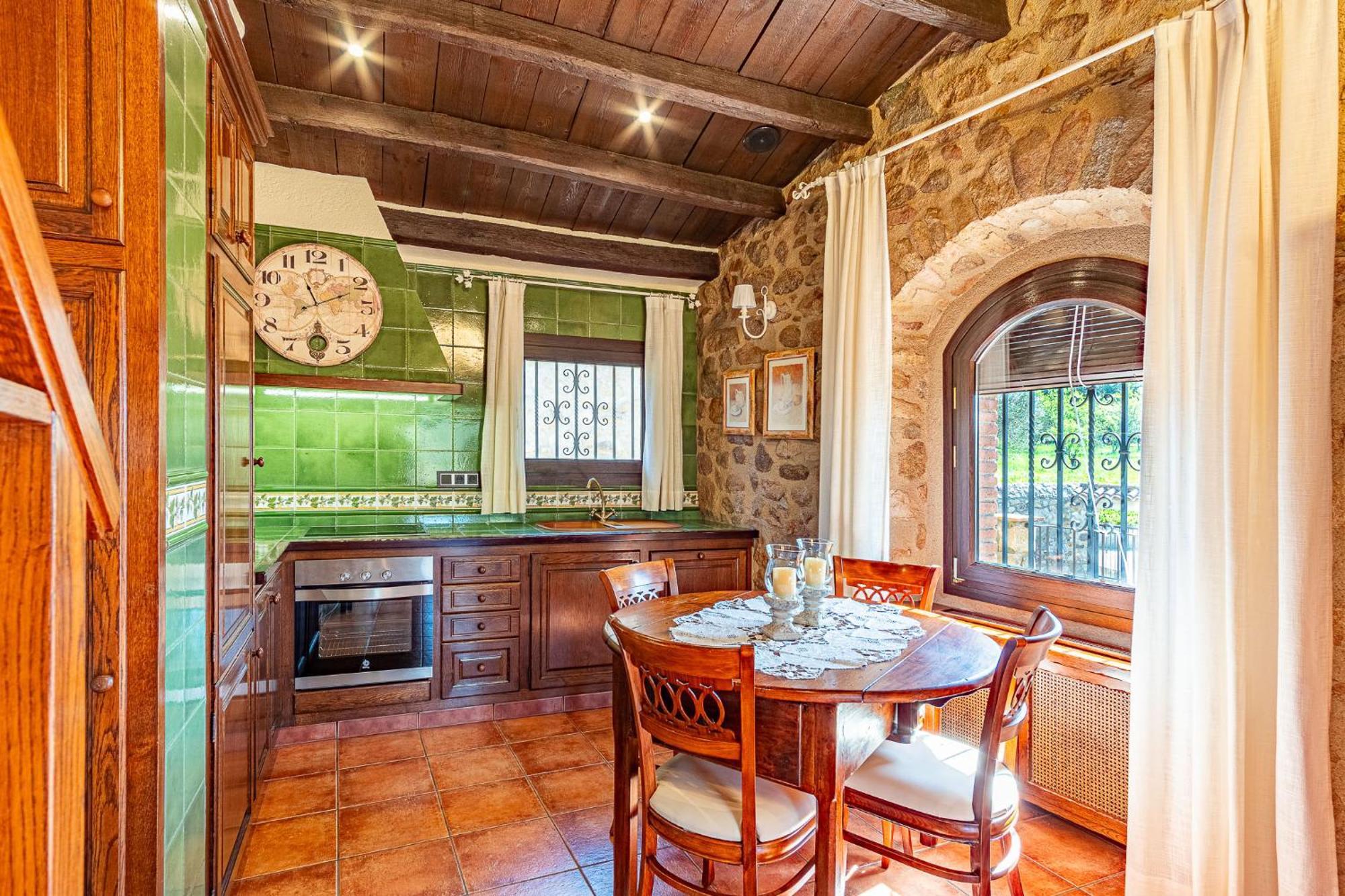 Cal Bisbe, Your Rural Holiday Home Capmany 외부 사진