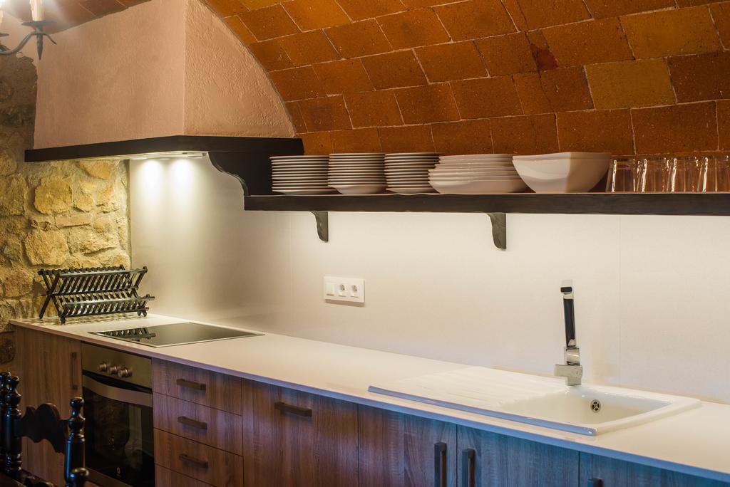 Cal Bisbe, Your Rural Holiday Home Capmany 외부 사진