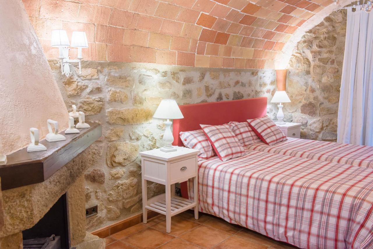 Cal Bisbe, Your Rural Holiday Home Capmany 외부 사진